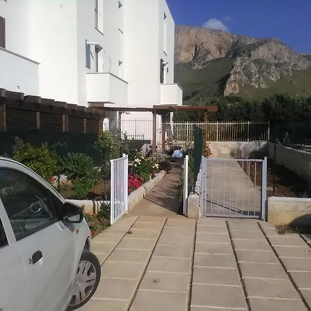 Cale E Calle Feriehus Terrasini