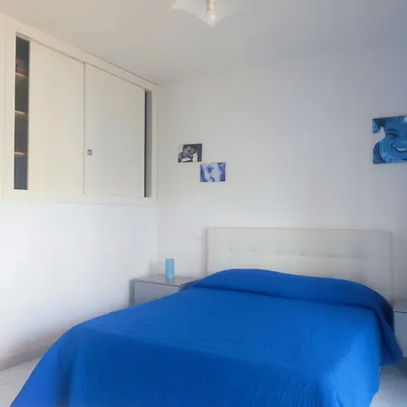 Holiday home Cale E Calle *